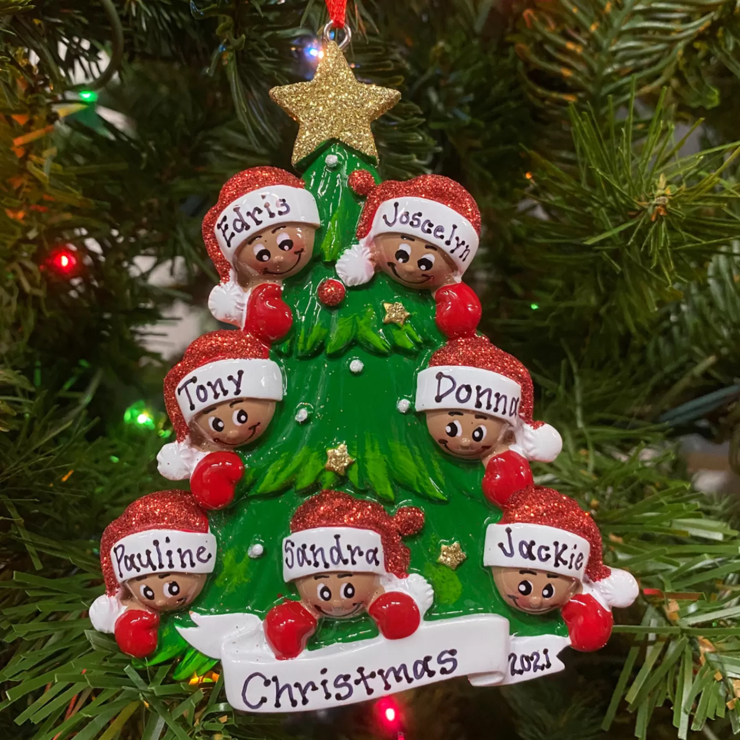 The Jolly Christmas Shop African American Christmas Decorations | Personalized Ornaments·Family Ornaments | African American Christmas Tree Family Of 7 Personalized Christmas Ornament AA827-7