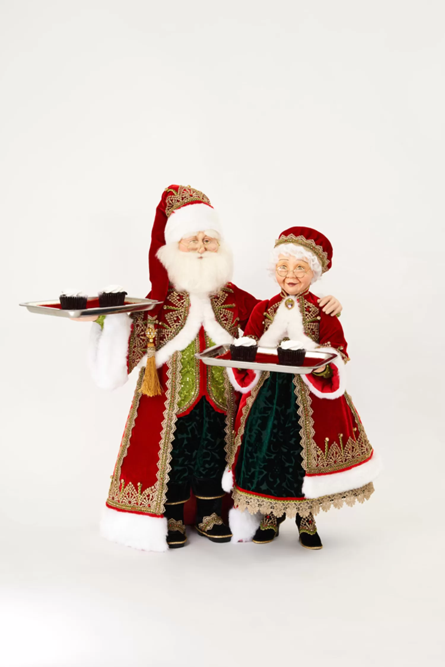 The Jolly Christmas Shop Christmas Traditions | Traditional Christmas Decorations | Katherine's Collection 32" All The Trimmings Mr And Mrs Trimmings Serving Piece 28-228582