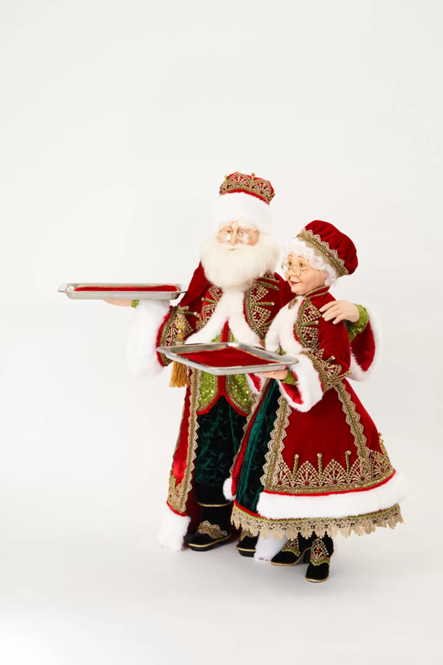 The Jolly Christmas Shop Christmas Traditions | Traditional Christmas Decorations | Katherine's Collection 32" All The Trimmings Mr And Mrs Trimmings Serving Piece 28-228582