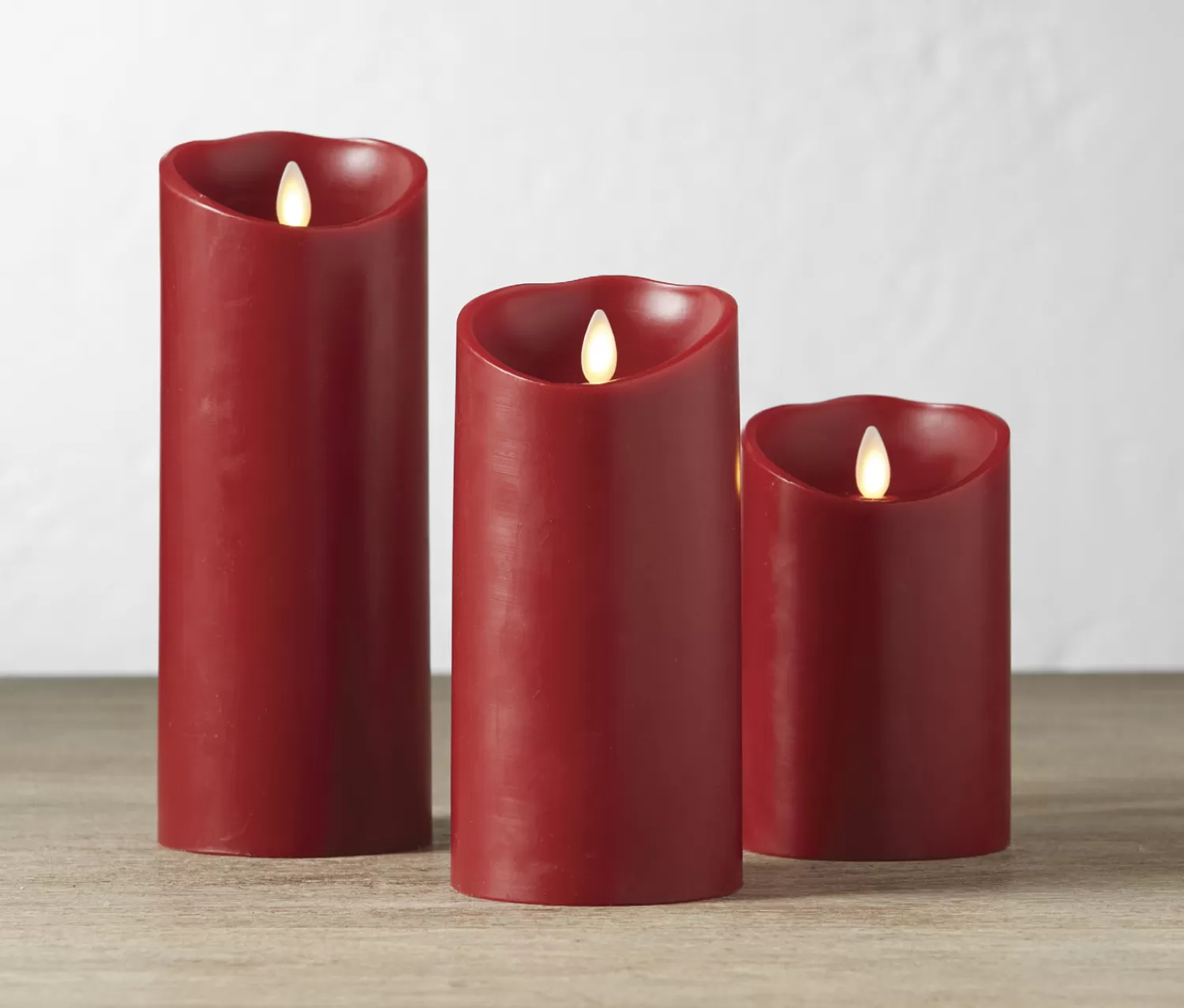 The Jolly Christmas Shop Sleigh Bells | O Tannebaun | Liown 3.5" X 5", 7", Or 9" Moving Flame Burgundy Red-Cinnamon Scented Pillar Battery Candle