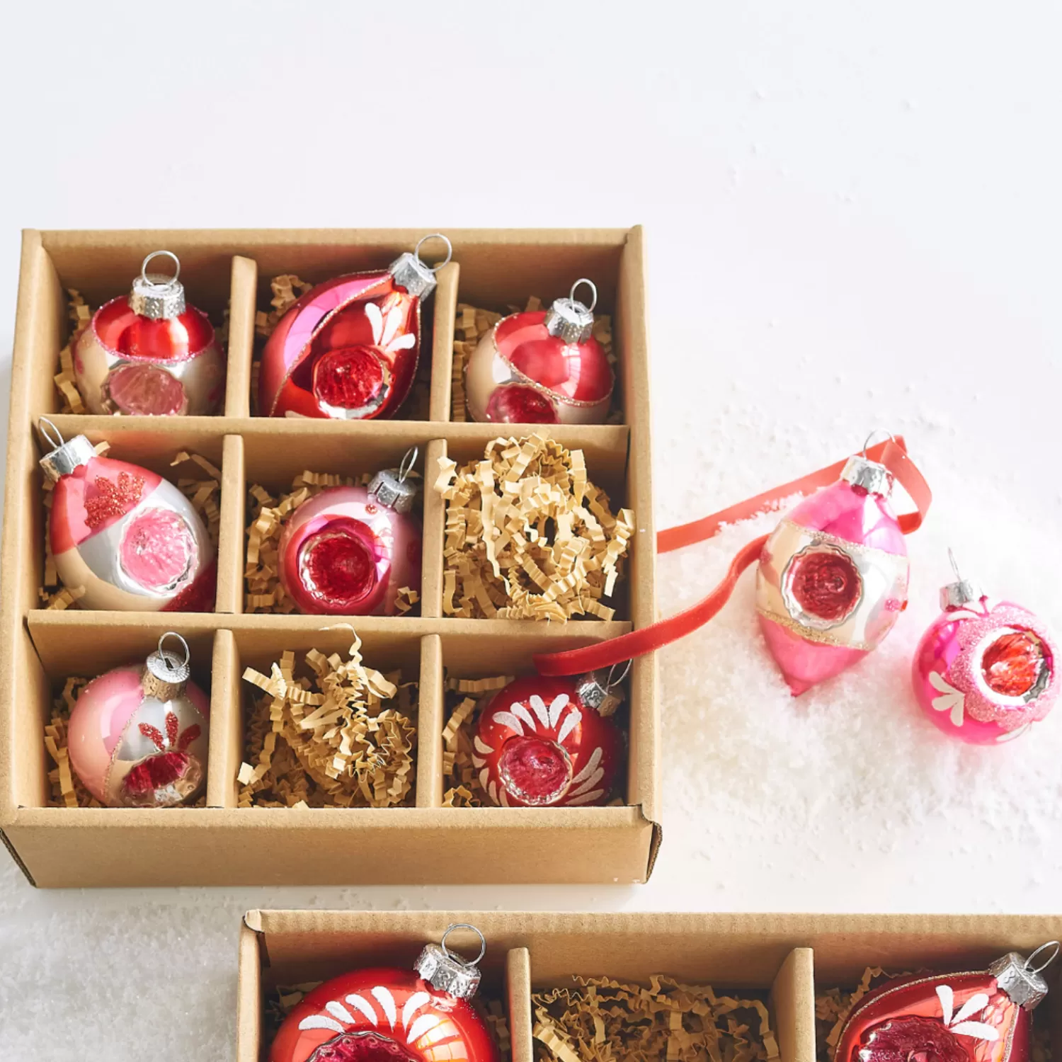 The Jolly Christmas Shop A Blushing Holiday | Vintage Decorations | Ra 2.75" Box Of Vintage Pink Reflector Glass Christmas Ornament 4423005