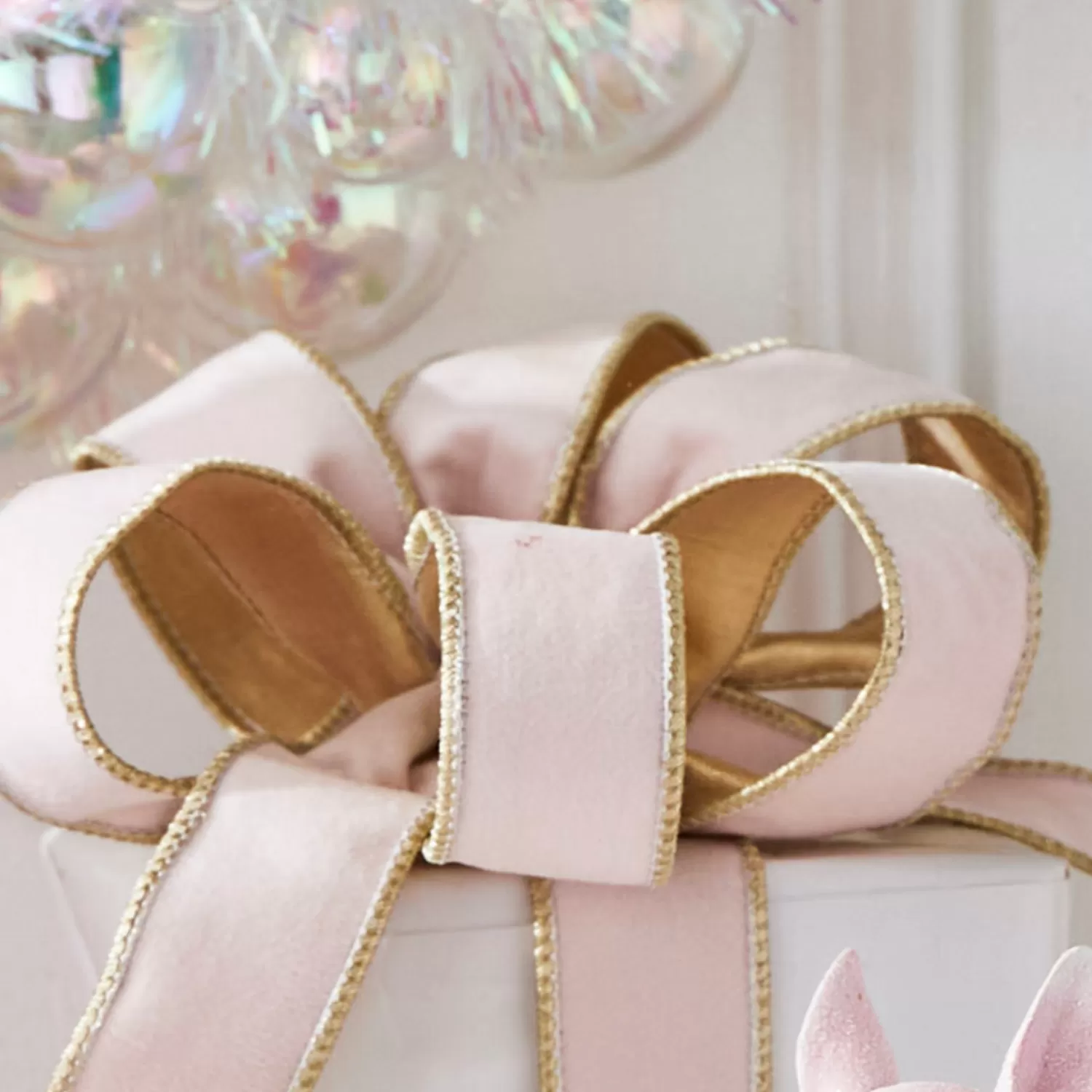 The Jolly Christmas Shop Jingle And Cocoa | A Blushing Holiday | Raz 1.5" Pale Pink With Gold Trim Wired Christmas Ribbon R4427748