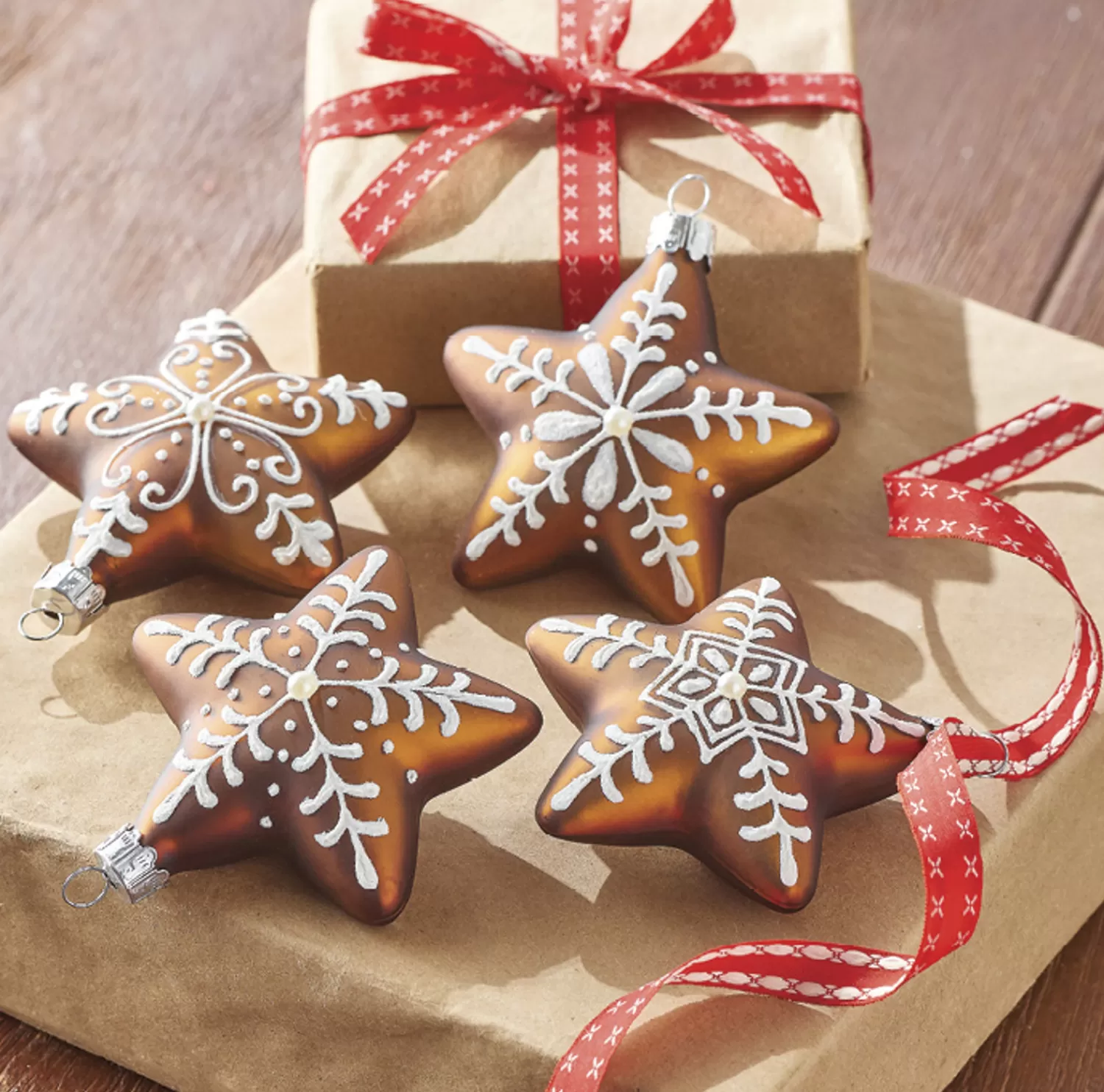 The Jolly Christmas Shop Jingle And Cocoa | Gingerbread | Raz 3.25" Set Of 4 Gingerbread Star Cookie Glass Christmas Ornament 4122849