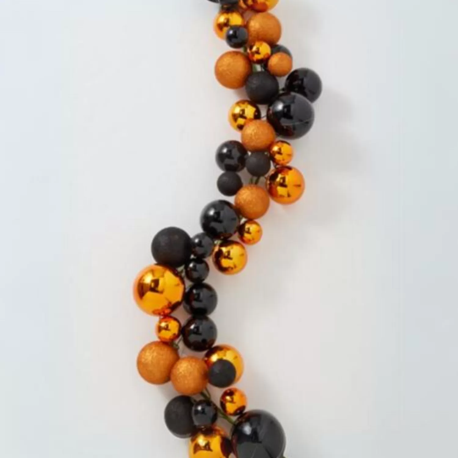 The Jolly Christmas Shop Halloween Indoor Decorations | Raz 4' Black And Orange Plastic Ball Halloween Garland G4332727