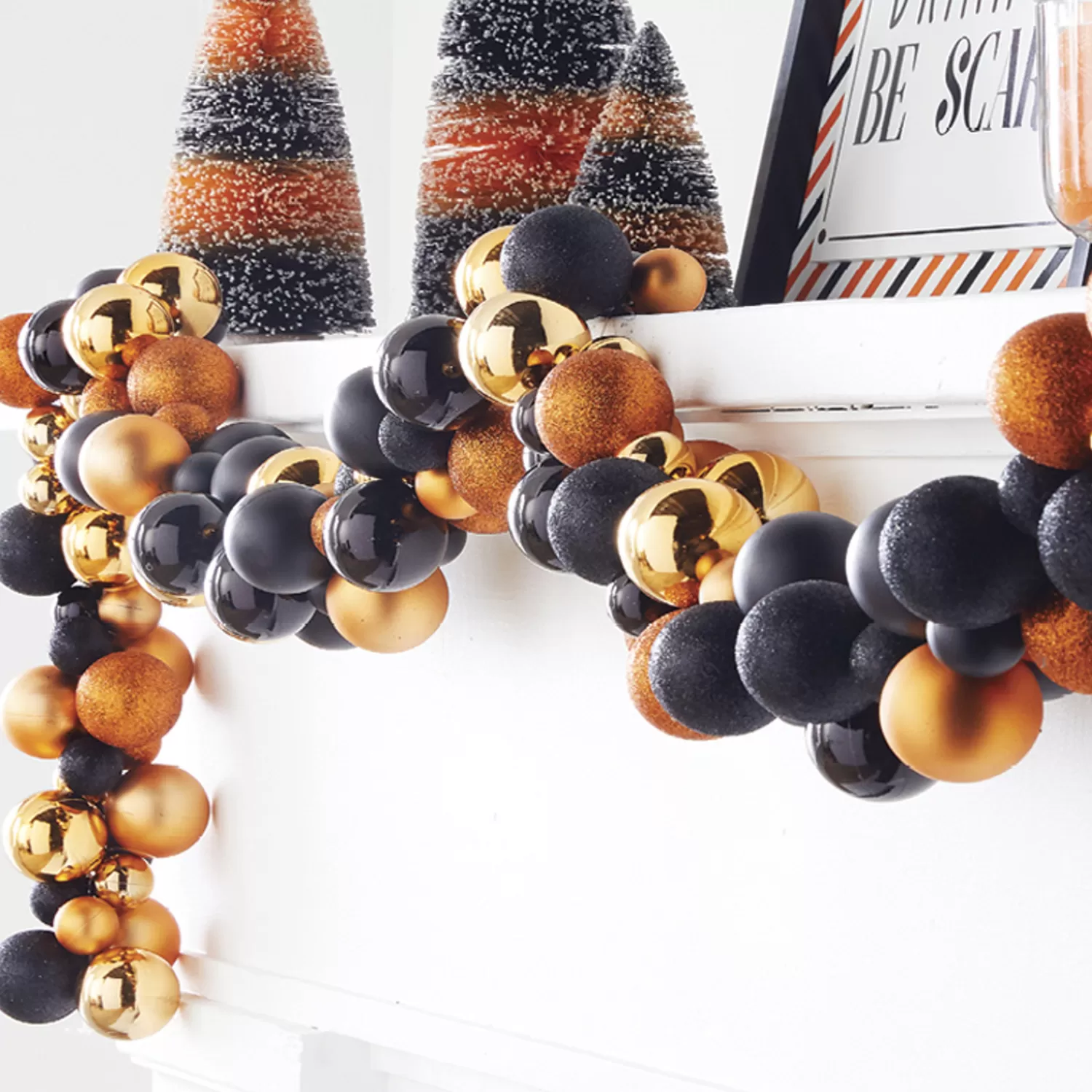 The Jolly Christmas Shop Halloween Indoor Decorations | Raz 6' Orange And Black Halloween Ball Garland G4032008