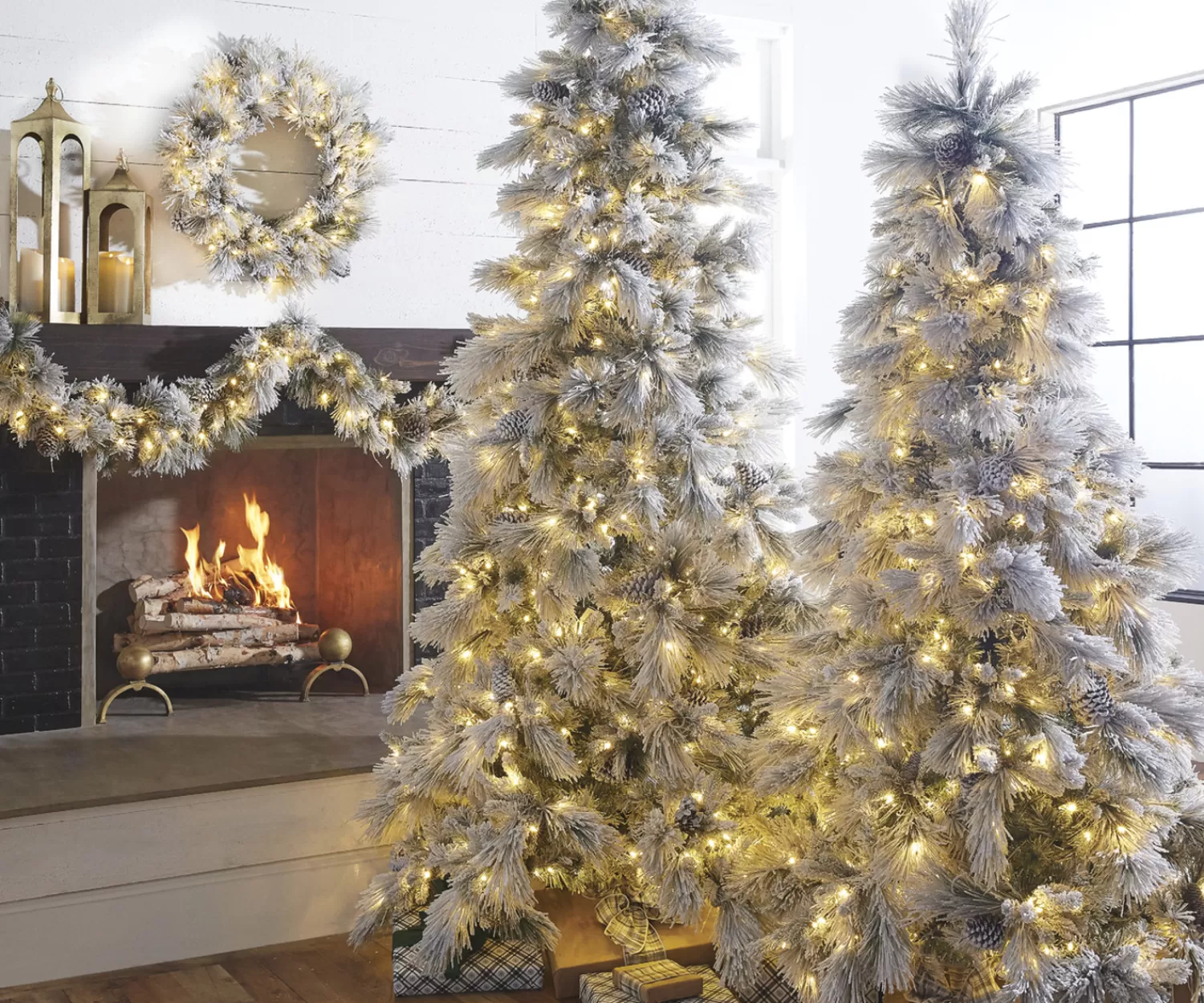 The Jolly Christmas Shop Dashing Through The Snow | Snowflake Soiree | Raz 7.5' Or 9' Pre Lit Flocked Pine Christmas Tree