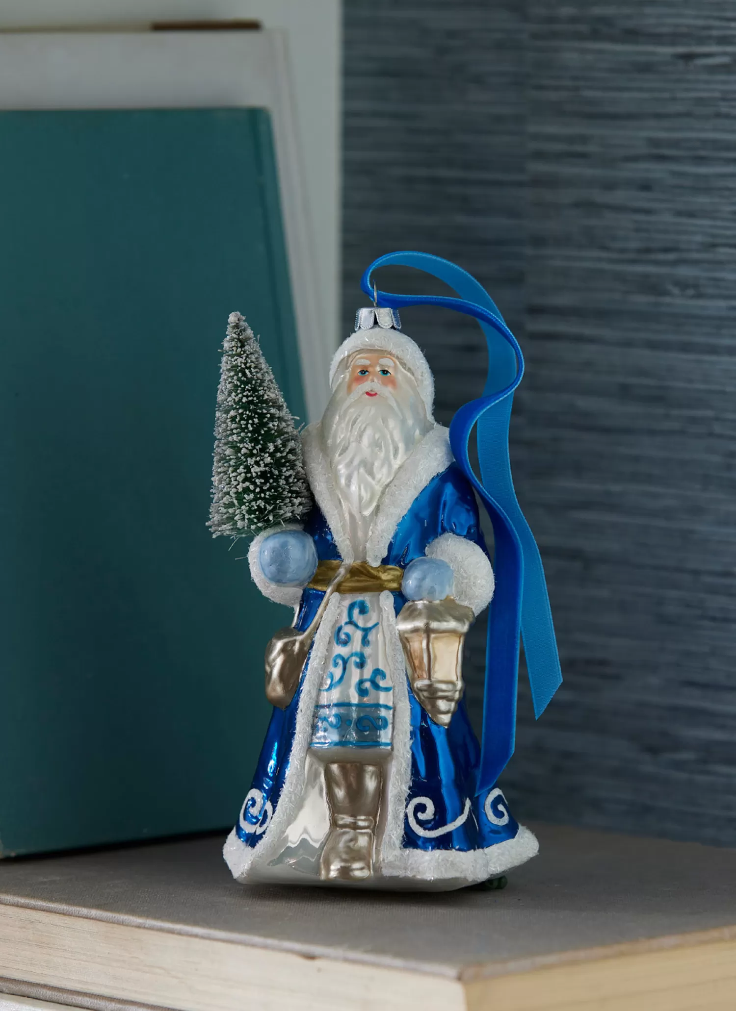 The Jolly Christmas Shop Celebrate The Season | Tartan Traditions | Raz 7" Delft Santa With Tree Ornament 4352894