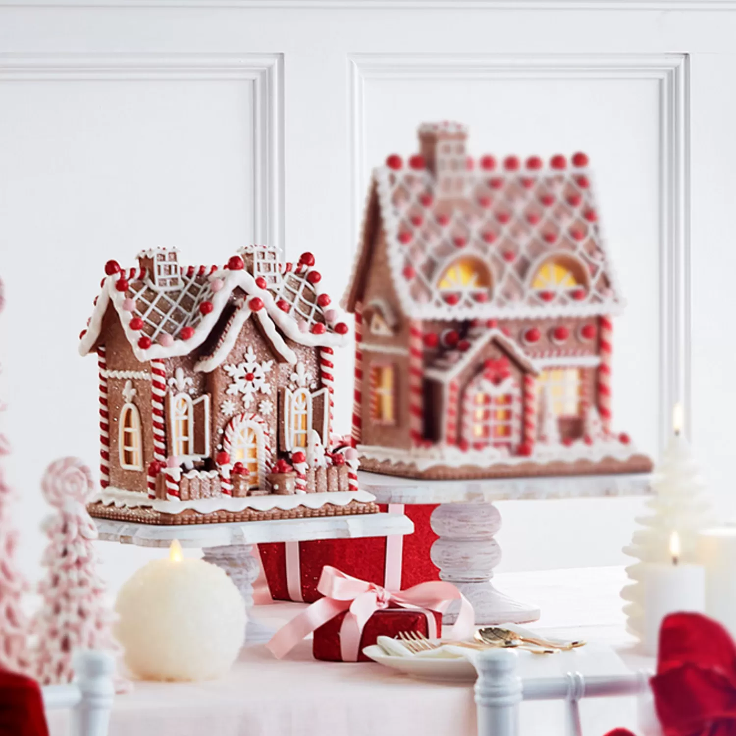 The Jolly Christmas Shop Jingle And Cocoa | Gingerbread | Raz 9" Battery Operated Lighted Gingerbread House Christmas Decoration 4316087