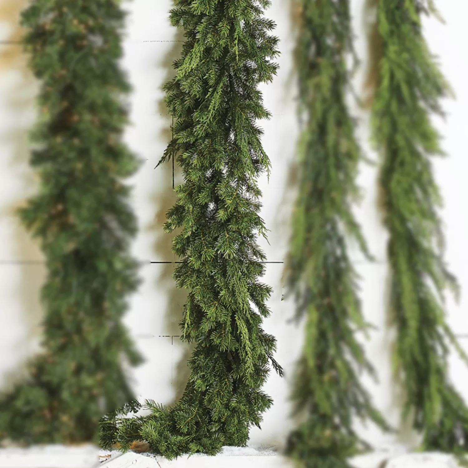 The Jolly Christmas Shop Jingle And Cocoa | Woodland Wonder | Raz 9' Real Feel Green Mixed Cedar And Pine Christmas Garland G4152043