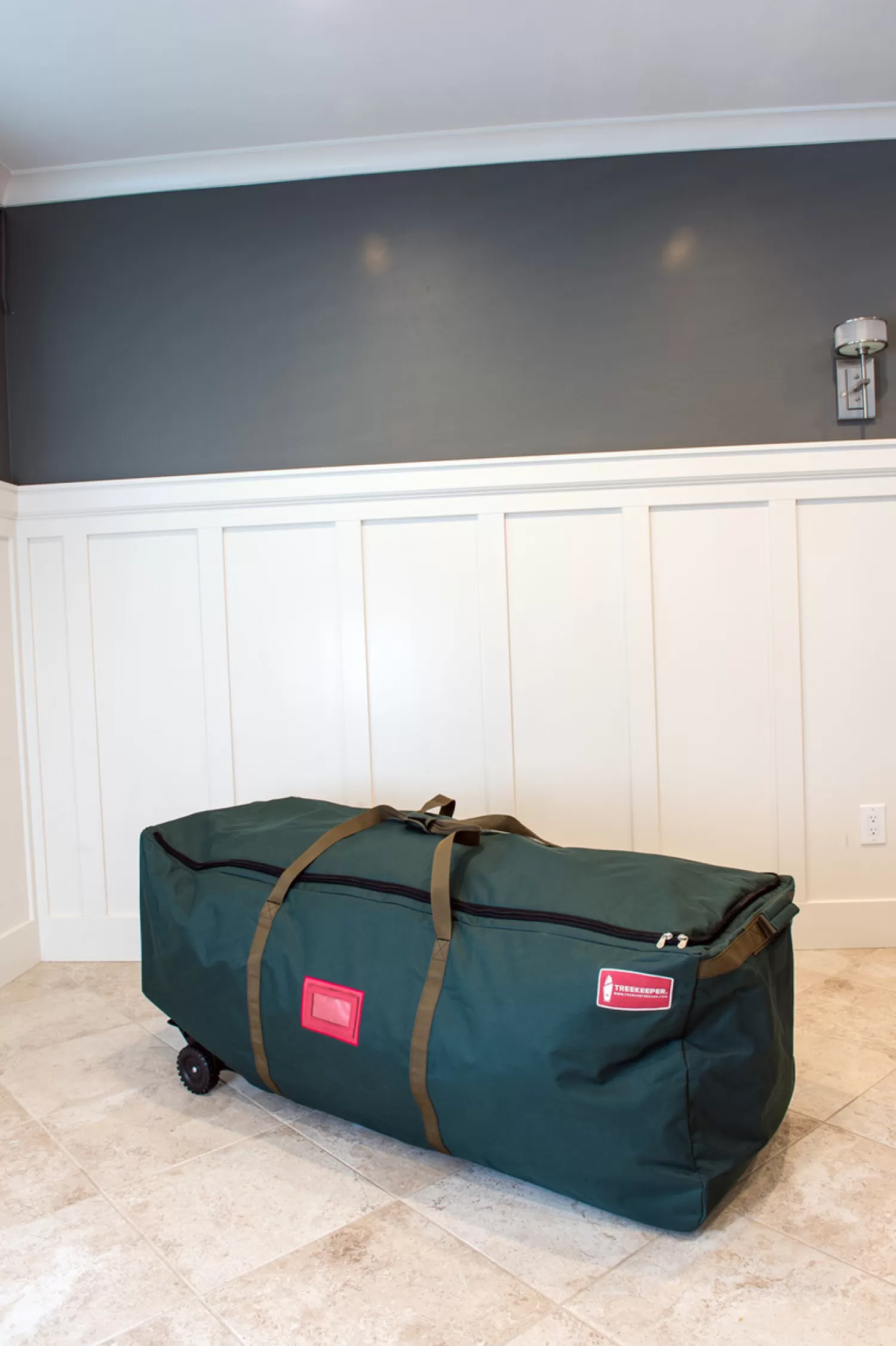 The Jolly Christmas Shop Christmas Tree Storage | Tree Keeper Big Wheel No Drag Super Duffel 6-9 Ft Christmas Tree Storage Bag TK-10838